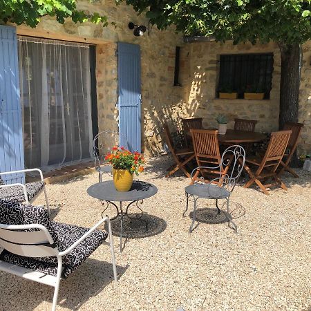 Maison De Plain Pied Pour 4 Pers Piscine Lussan Lussan  Dış mekan fotoğraf
