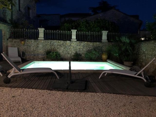 Maison De Plain Pied Pour 4 Pers Piscine Lussan Lussan  Dış mekan fotoğraf
